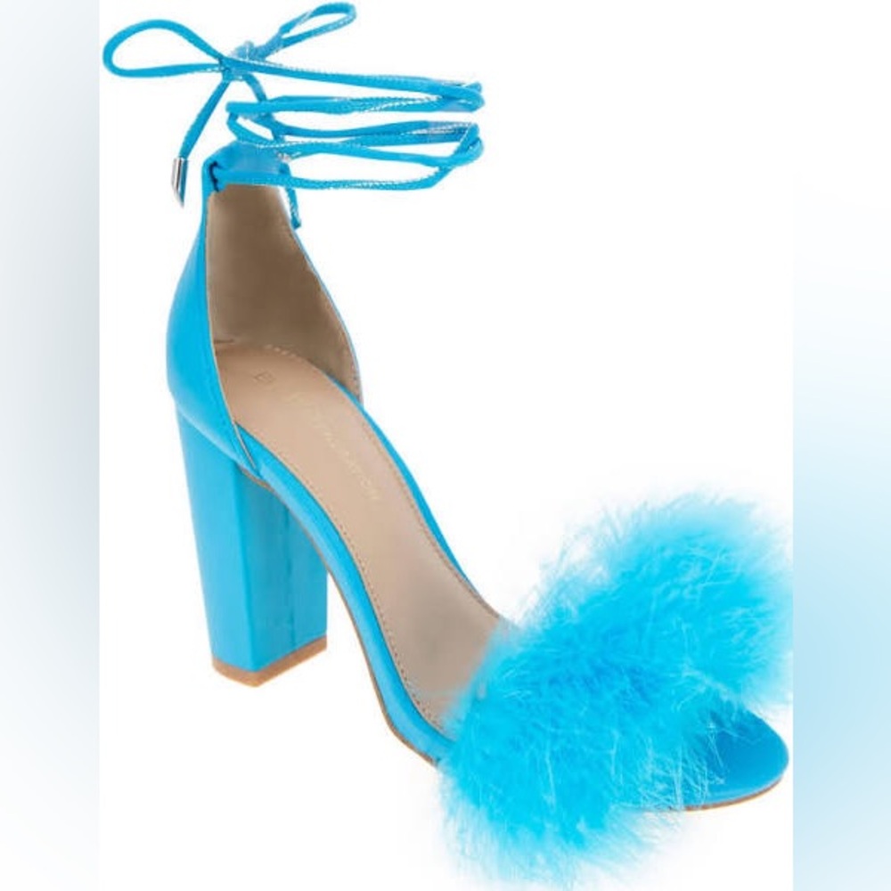BCBGeneration - Women's Biny Faux Feathers Sandal - electric blue - sz 5.5 - new